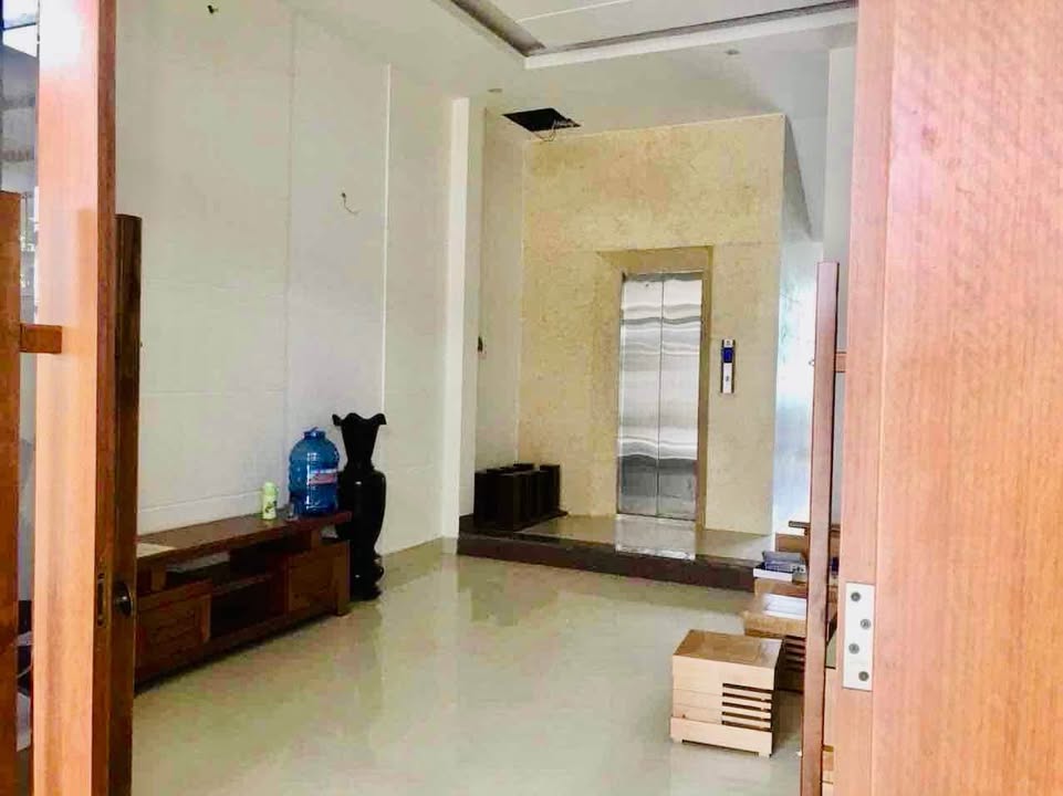 Bán tòa căn hộ 5 tầng mặt tiền Khuê Mỹ, Đà Nẵng - 70m² giá 11.6 tỷ - Đầu tư sinh lời ngay!