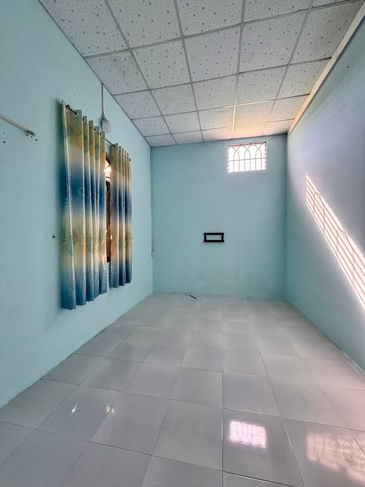 Nhà nguyên căn cho thuê Hẻm 284 Ngô Đến Nha Trang 70m² - Khu yên tĩnh, an ninh tốt!