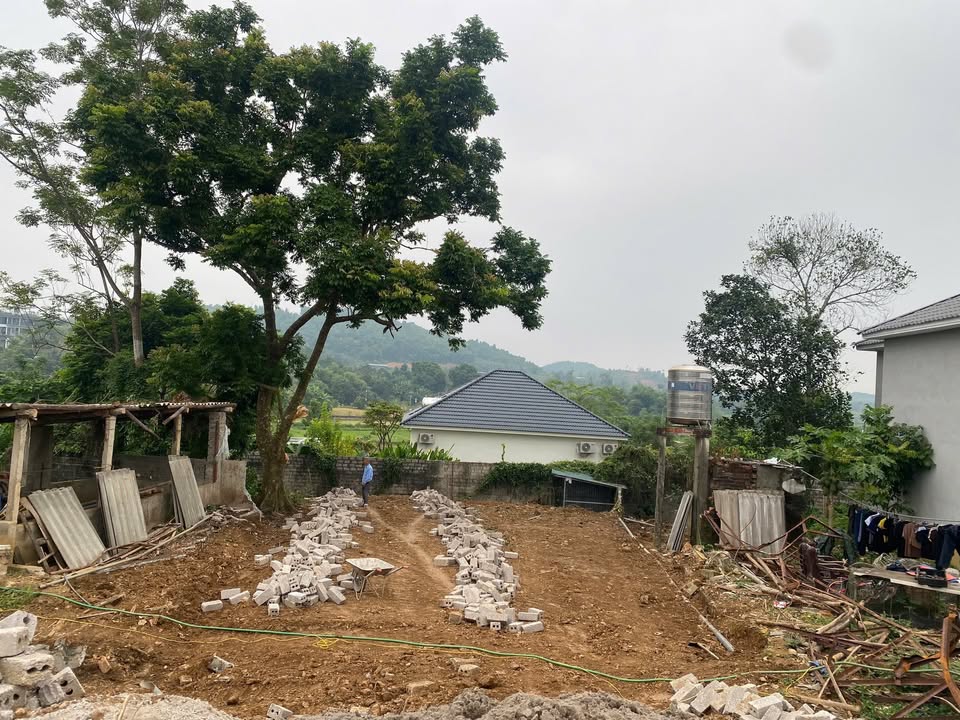 Đất thổ cư thôn Chóng, Yên Bài, 162m² giá 2 tỷ - Vị trí du lịch lý tưởng!