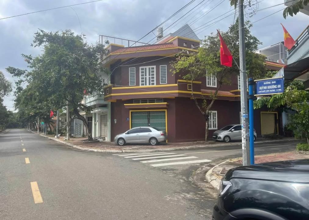 Bán gấp FrontHouse 2 mặt tiền đường Huỳnh Khương An, Bà Rịa - 108m² giá 5 tỷ