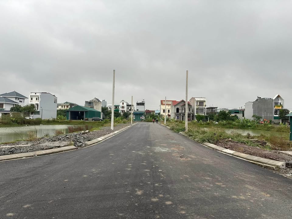 Đất nền KDC Đồng Ổi Ninh Bình 105m² giá 5.5 tỷ - Mặt tiền rộng, gần trung tâm!