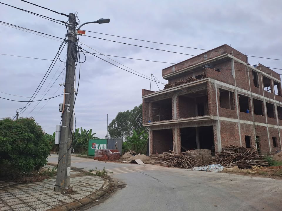 Đất nền đẹp tại Đê Hến, Bình Xuyên 98.5m² - Phù hợp kinh doanh!