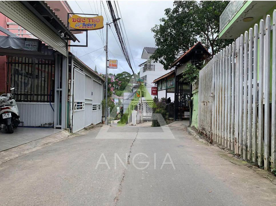 Nhà đẹp đường Ma Trang Sơn, Đà Lạt 61m² giá 4.8 tỷ - Hỗ trợ vay ngân hàng!