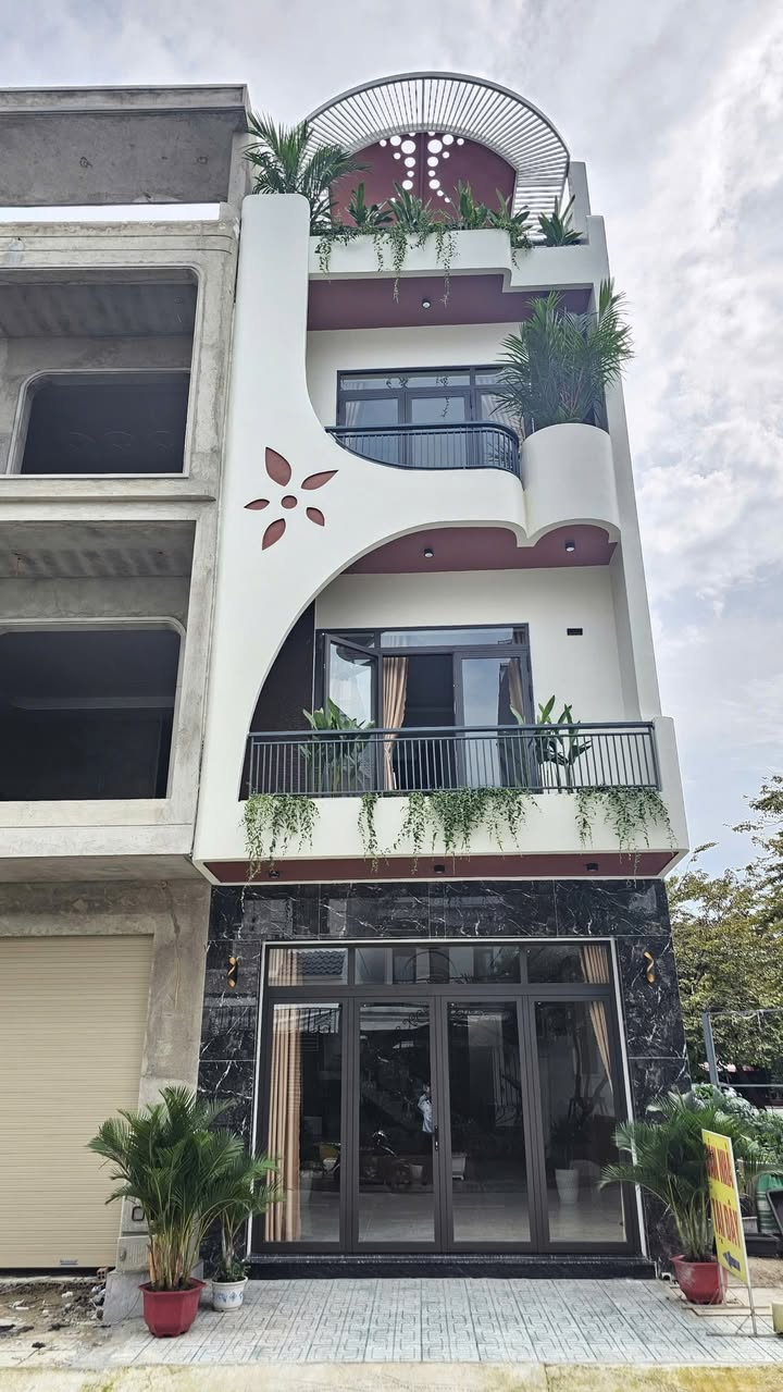 Nhà 3 tầng 100m² tại An Phú, Thuận An - Sổ hồng riêng, giá 6.8 tỷ