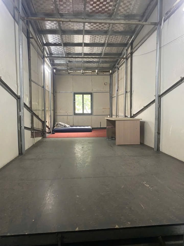 Nhà mặt phố Hoàng Cầu, Đống Đa 170m² giá 30 triệu - Thích hợp kinh doanh