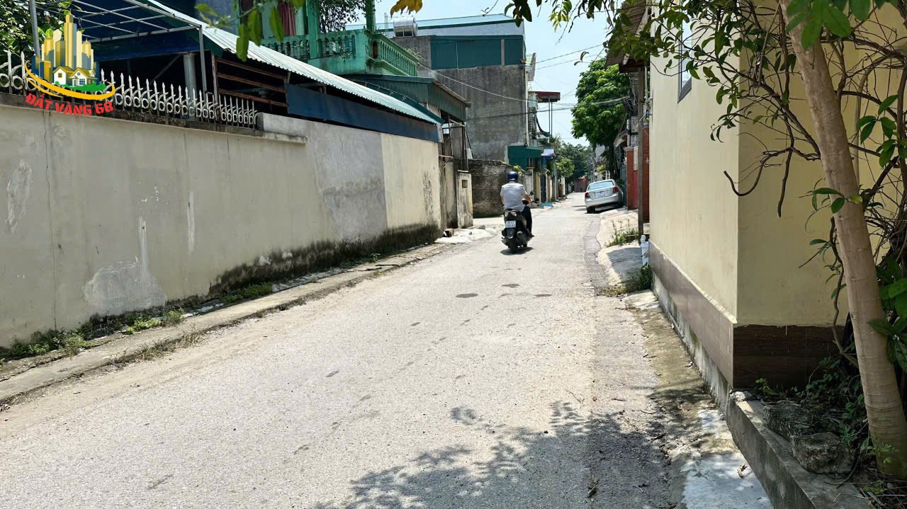 Nhà 1,5 tầng Phường Hoa Lư, 40m² giá 2,8 tỷ - Đầu tư sinh lời dễ dàng!