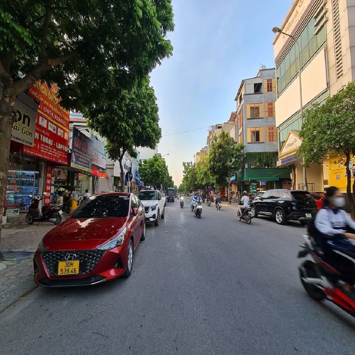 Đất kinh doanh 66m² tại Trâu Quỳ, Gia Lâm - Mặt tiền 8m, chỉ 9 tỷ!