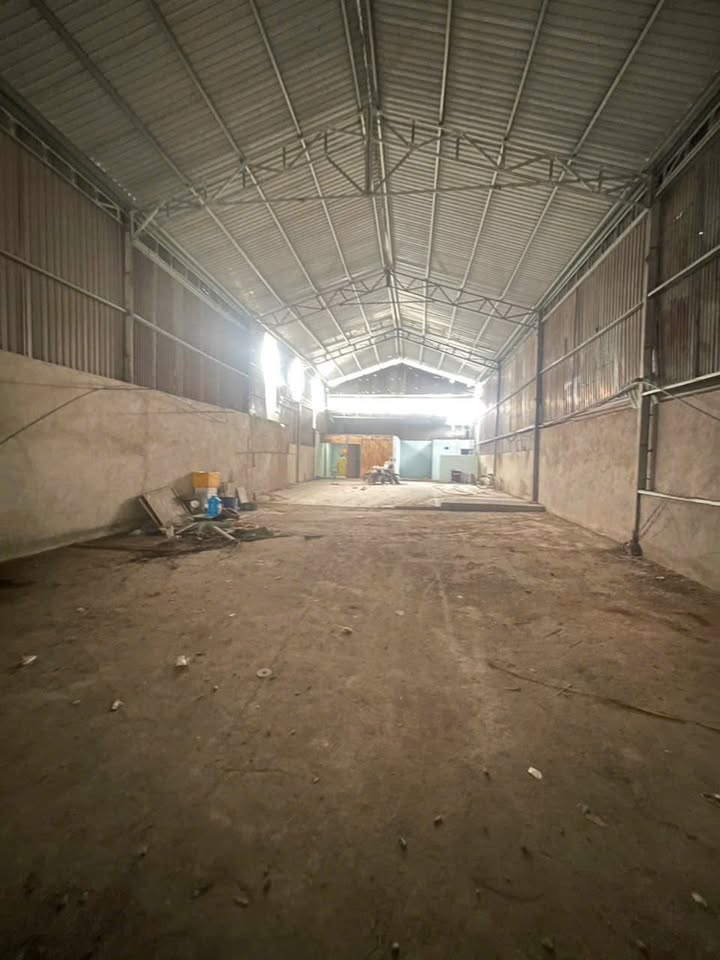 Cho thuê xưởng 400m² mặt tiền đường Trảng Dài - Giá chỉ 15 triệu/tháng!