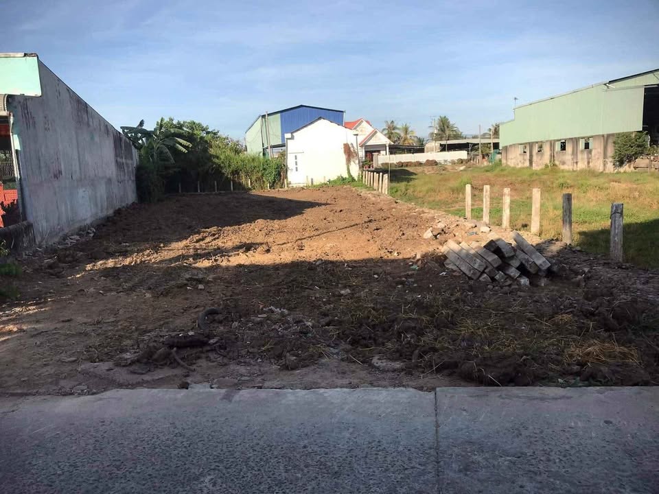 Đất nền thổ cư Hẻm 368, Phường 7, Tân An 200m² giá 1.7 tỷ - Cơ hội đầu tư tuyệt vời!