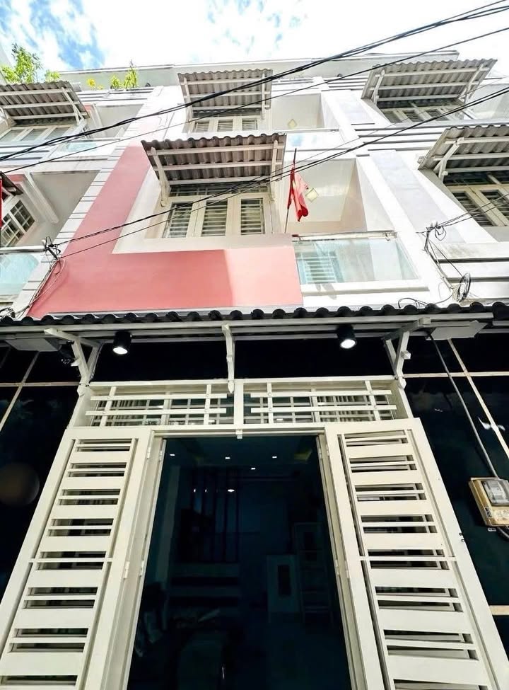 Nhà riêng đường Lê Đại Hành, quận 10 - 45m² - Giá chỉ 6 tỷ, sổ hồng chính chủ!