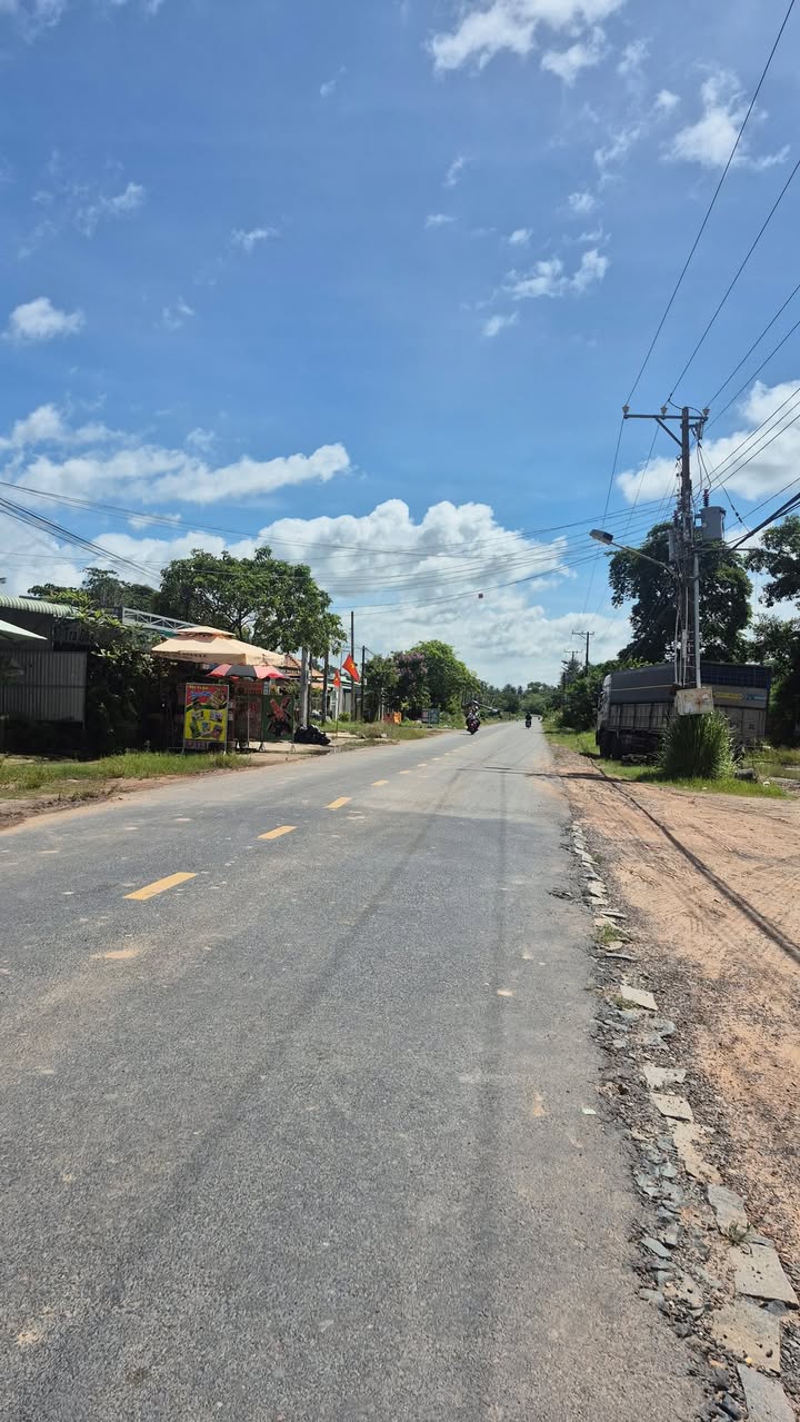 Đất mặt tiền đường Nguyễn Văn Cừ, Hòa Thành, Tây Ninh, 215m² - Cơ hội đầu tư vàng!