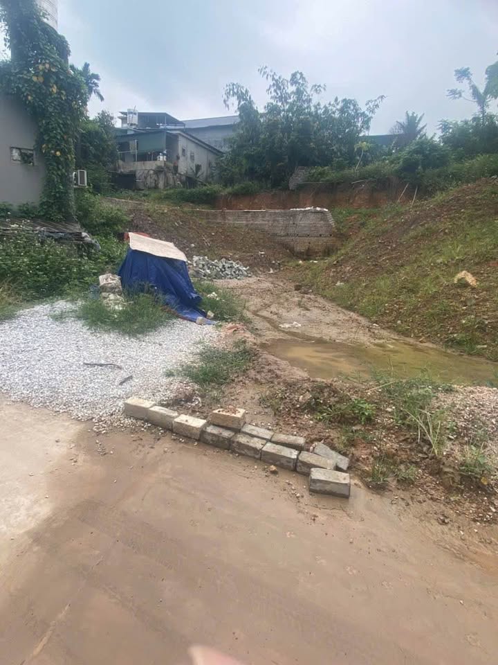 Đất nền khu 9 Thanh Sơn, Uông Bí 100m² giá 1.2 tỷ - Đầu tư sinh lời ngay!