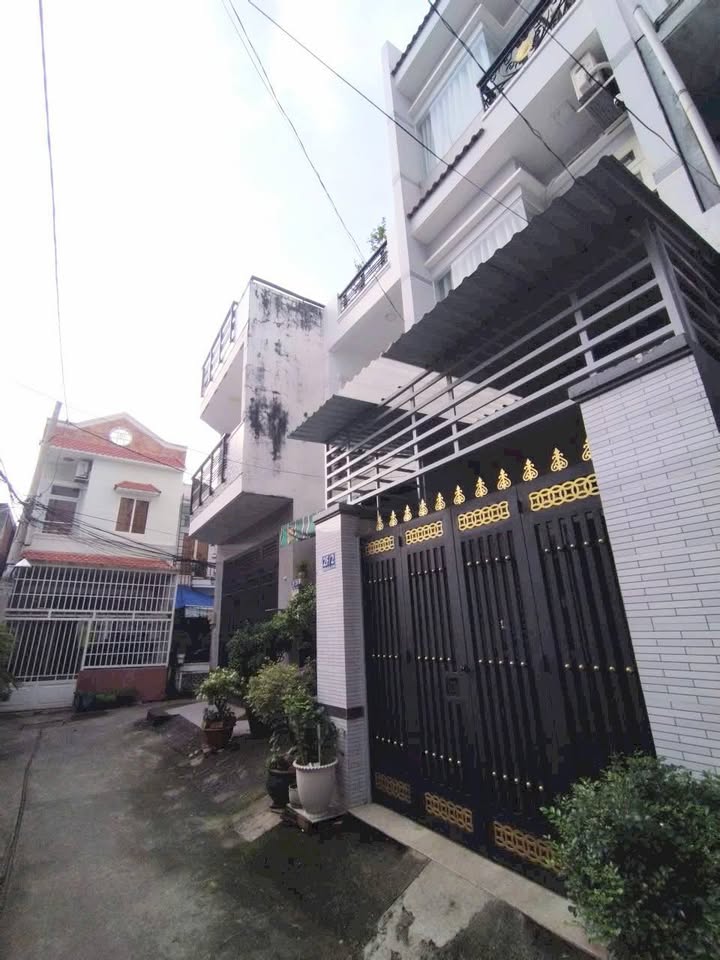 Nhà 2 tầng đường Mễ Cốc, Quận 8 - 3.95 tỷ - Ô tô vào tận nhà!