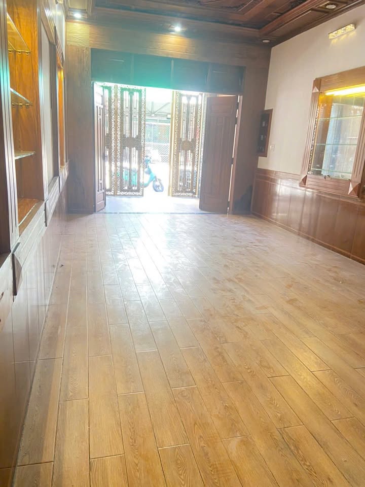 Cho thuê mặt bằng quận 12, 100m² giá chỉ 10 triệu - Sẵn sàng cho bạn vào kinh doanh!