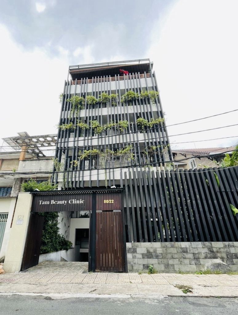 Cho thuê toà nhà OFFICE đường Võ Văn Tần, Quận 3, 1215m² - Phù hợp nhiều loại hình kinh doanh!