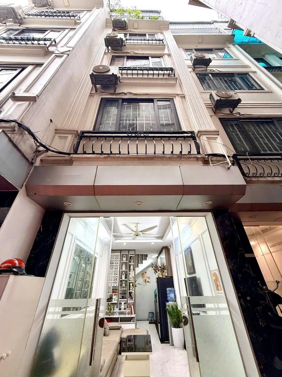 Bán nhà Gốc Đề Minh Khai 30m² 5 tầng giá 7.95 tỷ - Vị trí đắc địa, nội thất sang trọng!