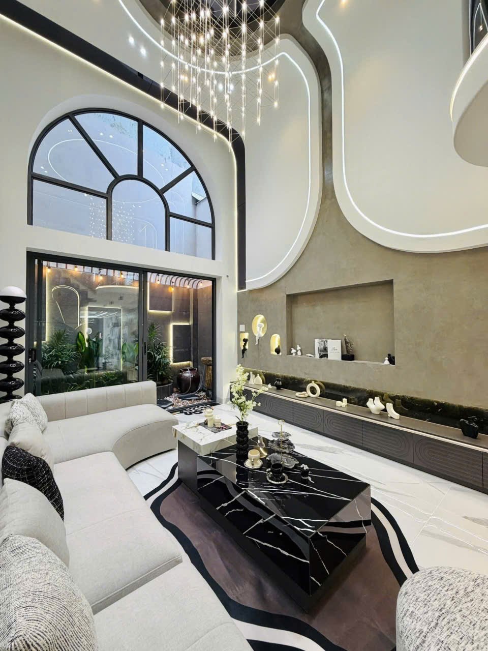 Nhà đẹp Thủ Dầu Một 150m² giá 7.5 tỷ - Thiết kế hiện đại, không gian sống sang trọng!