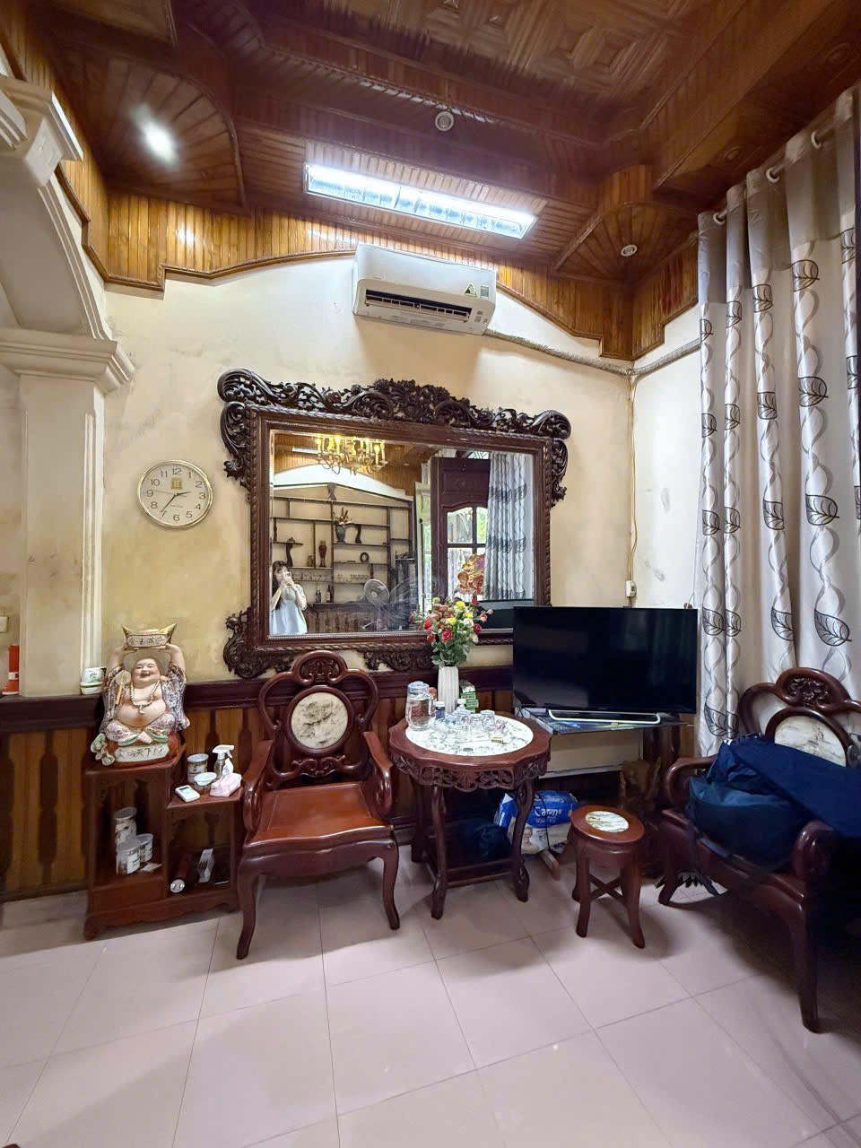 Nhà 3.5 tầng Vũ Ninh 64m² giá 6.8 tỷ - Khu ẩm thực sầm uất!