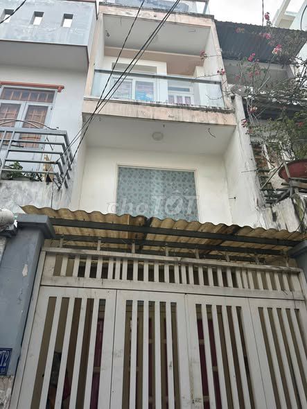 Nhà Dương Bá Trạc, Quận 8, 36m² giá 4,98 tỷ - Hẻm rộng, thoáng mát!