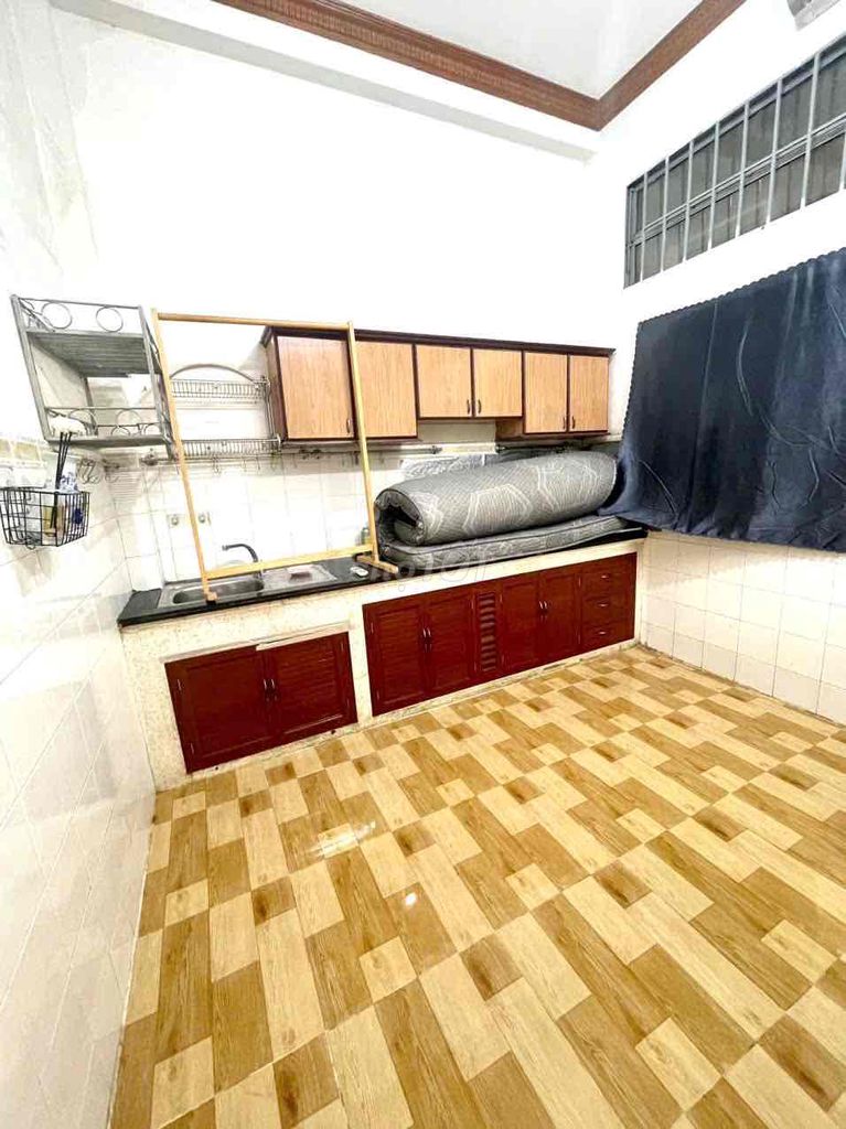 Phòng trọ Nguyễn Thượng Hiền 16m² giá chỉ 3.5 triệu - Sẵn sàng vào ở ngay!