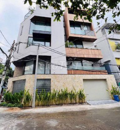 Nhà Góc 2 mặt tiền Đường Ba Tháng Hai Q10 132m² giá 120 triệu - Vị trí đắc địa kinh doanh!