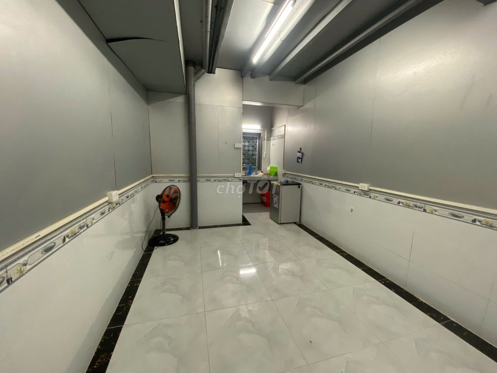 Phòng cho thuê Tân Thuận Đông 20m² giá 3.1 triệu - Nhận thú cưng, xe điện!