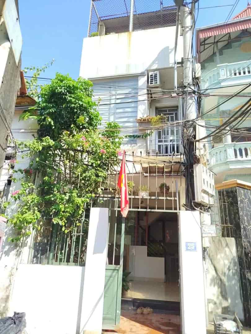 Bán đất tặng nhà tại Lũng Kênh - Hoài Đức, 31.7m² giá 4 tỷ - Vị trí đắc địa, tiện ích đầy đủ!