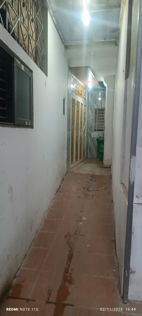 Nhà trọ 81m² gần hồ Triều Khúc, 7 tầng thang máy, 24 phòng khép kín - Giá 17,5 tỷ thương lượng!