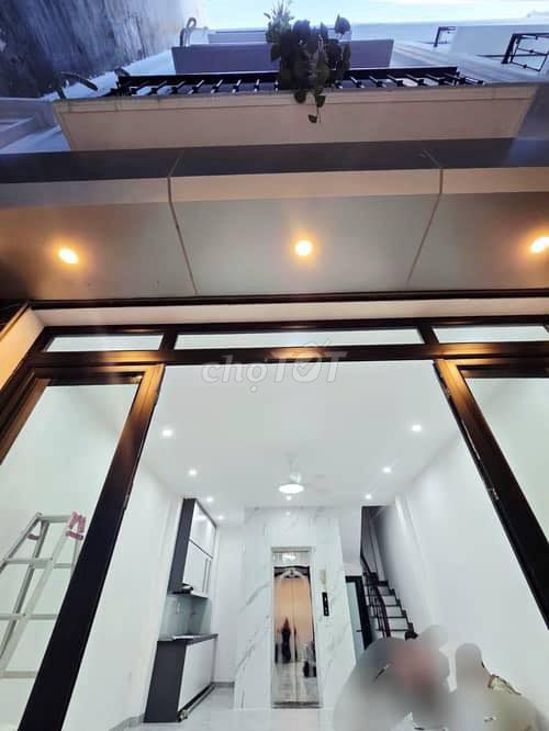 Nhà 5 tầng đẹp tại Ba Đình 39m² giá 11.7 tỷ - Sổ đỏ chính chủ