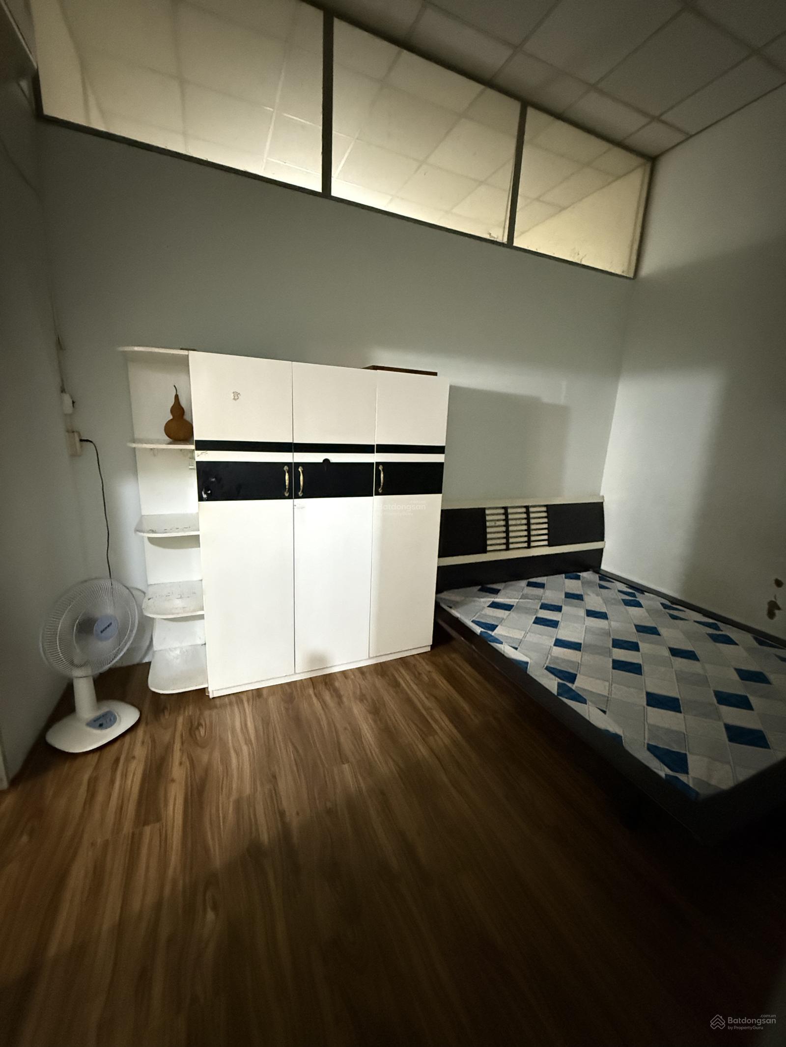 Cho thuê nhà nguyên căn Đường Giải Phóng, Tân Bình 70m² chỉ 8.5 triệu - Sẵn sàng vào ở ngay!