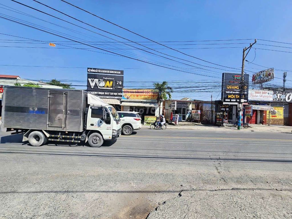 Nhà mặt tiền kinh doanh đường 22 tháng 12, phường Thuận Giao, TP Thuận An - Giá 7.4 tỷ thương lượng!