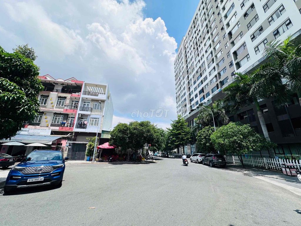 Đất mặt tiền công viên Đào Trinh Nhất, Linh Tây 120m² giá 11.3 tỷ - Đầu tư sinh lời!