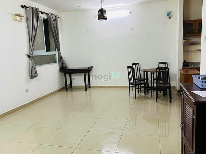 Căn hộ Sacomreal 584, Tân Phú 76m² giá 3.1 tỷ - View đẹp, nội thất cơ bản!