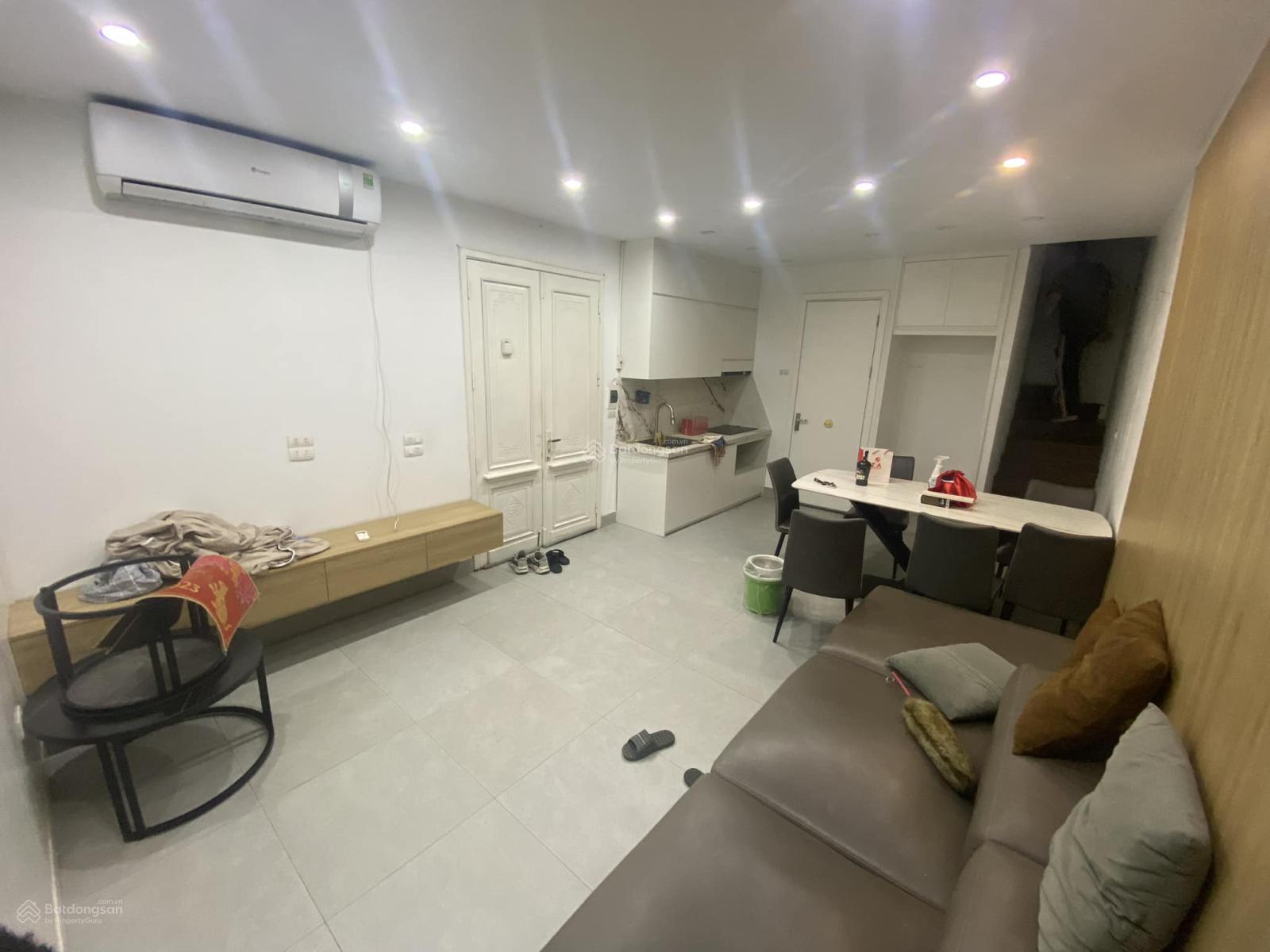 Nhà cho thuê chính chủ ngõ 100 Minh Khai 33m² giá 15 triệu - Phù hợp cho gia đình nhỏ!