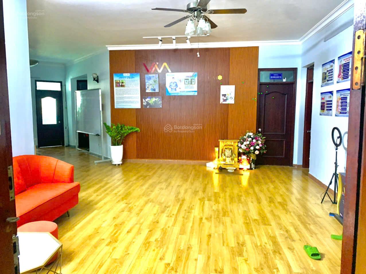 Căn hộ 3PN, 3WC 153m² cho thuê tại Hoàng Đạo Thúy, Cầu Giấy - An ninh 24/7, tiện ích đầy đủ!