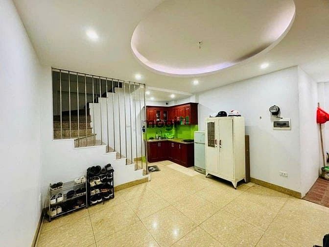 Bán nhà phố Trương Định 30m² giá 6.9 tỷ - Ngõ thoáng, gần ô tô