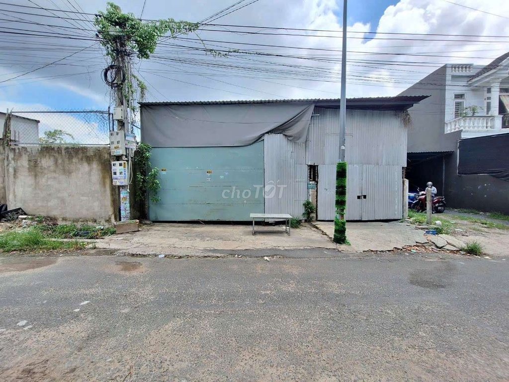 Nhà phố Tân Bình Dĩ An 252,3m² giá 6,5 tỷ - Đầu tư sinh lời tuyệt vời!