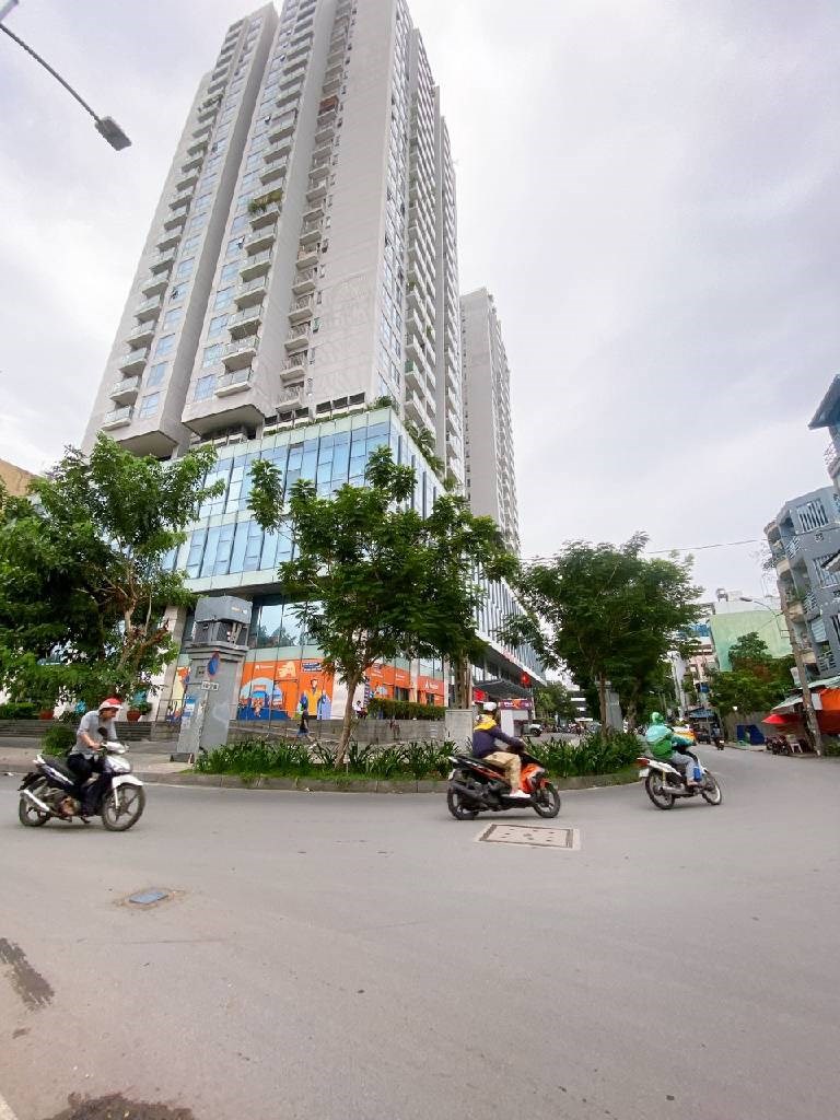 Nhà phố Cư xá Đồng Tiến, Quận 10, 54m², giá 7.6 tỷ - An ninh tuyệt đối, giao dịch nhanh gọn!