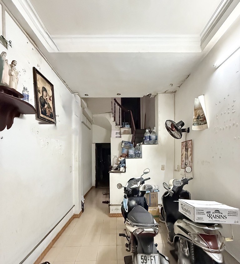 Nhà phố 44m² Hoàng Sa, Quận 3 - 4 phòng ngủ, Giá chỉ 7.2 tỷ!