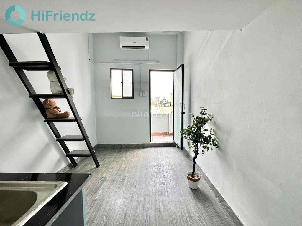 Phòng Gác có Bancol ngay ĐH Văn Hiến, 25m² chỉ 4.2 triệu - Không chung chủ, giờ giấc thoải mái!