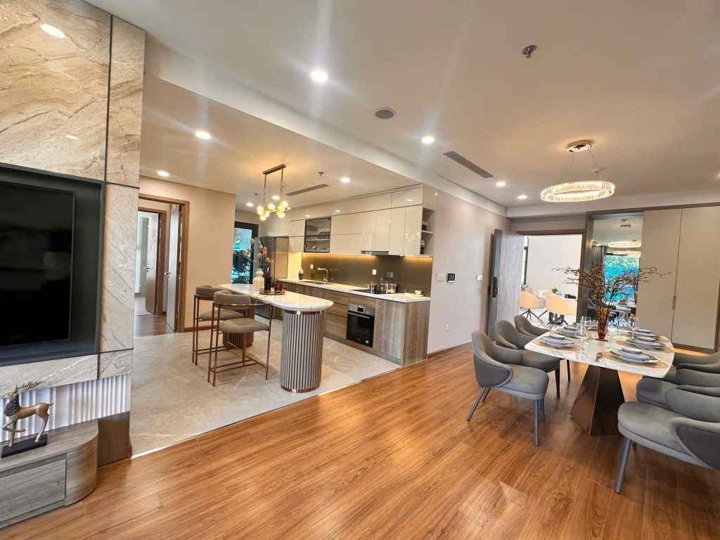 Căn hộ Jade Square Phạm Văn Đồng 128m² giá 106 triệu - Thiết kế hiện đại, view Sông Hồng tuyệt đẹp!