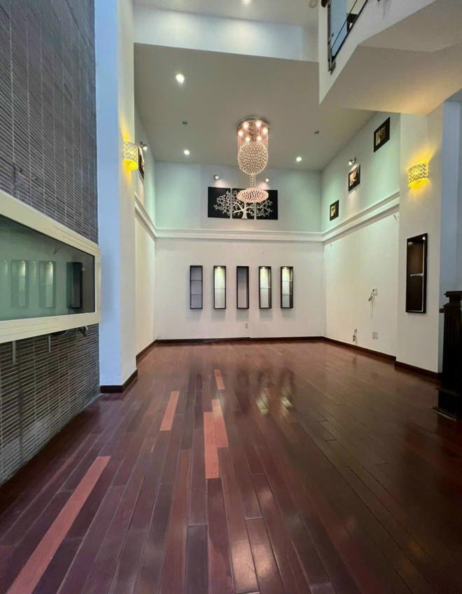 Nhà cho thuê nguyên căn 90m² đường Trần Xuân Soạn, quận 7 - Phù hợp làm văn phòng hoặc ở