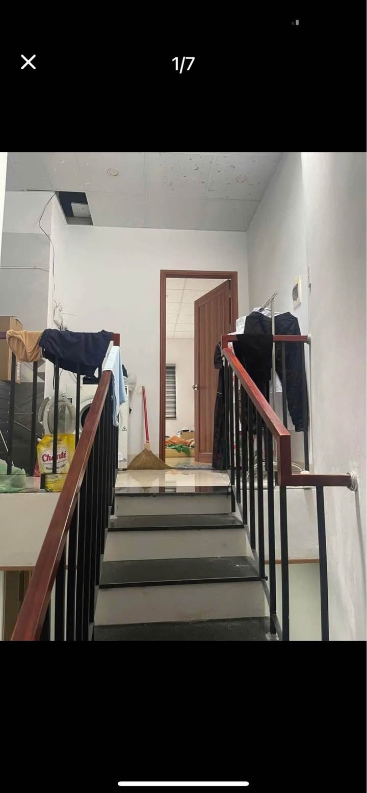 Nhà 2,5 tầng đẹp tại kiệt 3m Hoàng Diệu, Đà Nẵng - Giá chỉ 3,65 tỷ!