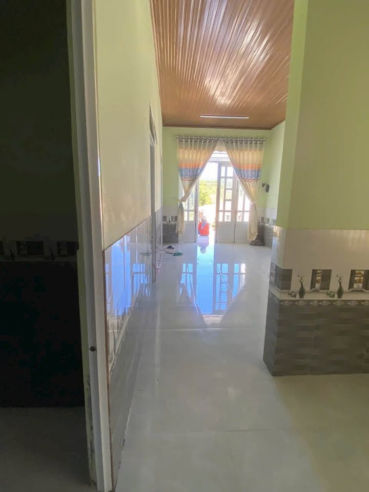 Nhà mái thái 100m² Lạc Xuân giá 1.5 tỷ - Khu dân cư mát mẻ, thoáng đãng!