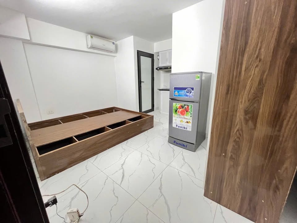 Cho thuê phòng Studio 25m² tại Nam Từ Liêm chỉ 4.2 triệu - Gần trung tâm!