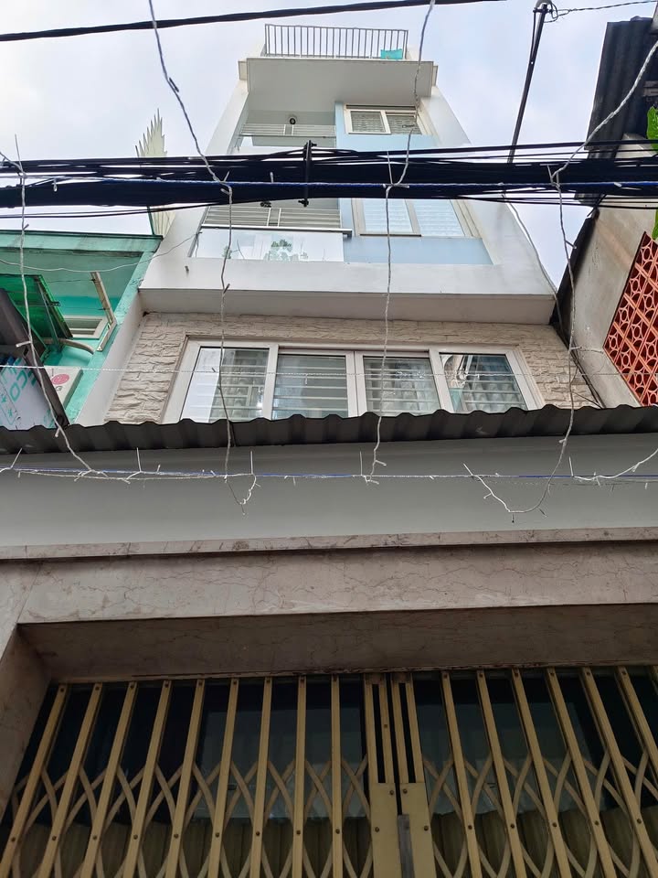 Nhà Tô Hiến Thành, Quận 10, Diện tích 30m² giá 5.5 tỷ - Thiết kế hiện đại, sẵn sàng vào ở!