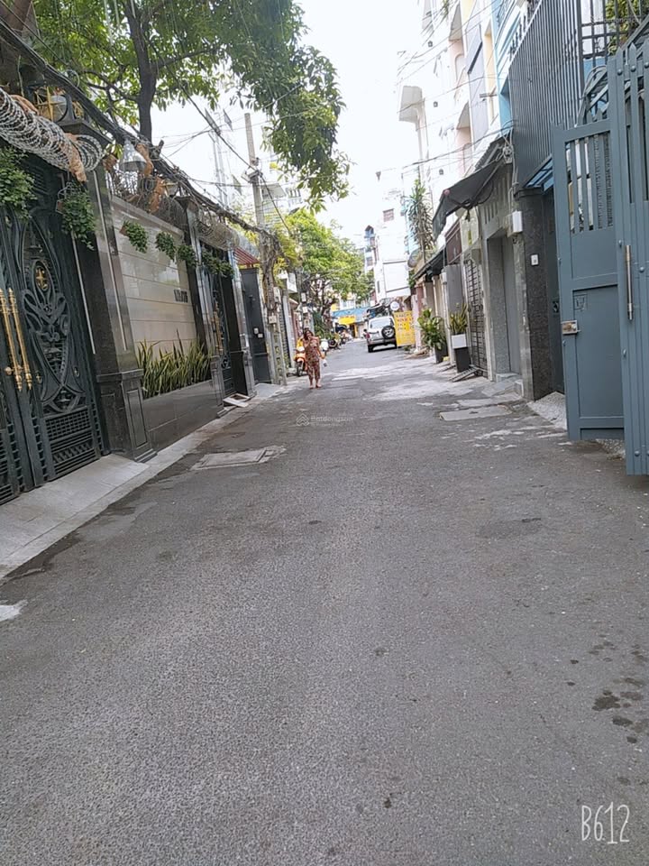 Nhà 5 tầng Nguyễn Tri Phương Q10 114m² giá 7 tỷ - Sổ đỏ chính chủ