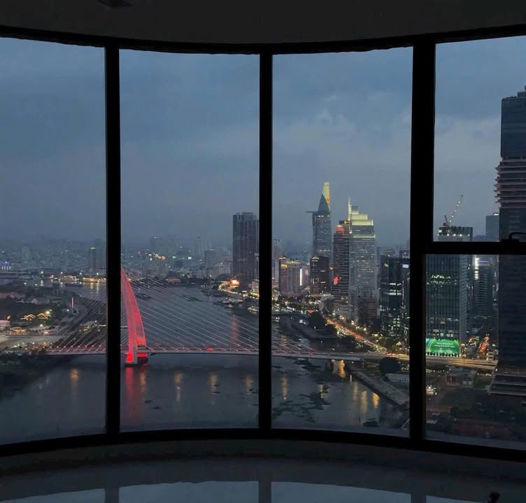 Căn hộ Vinhomes Golden River 121m² giá 39.7 tỷ - View sông Bitexco tuyệt đẹp!