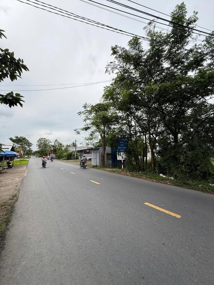 Đất nền mặt tiền đường Phạm Hùng, Sóc Trăng 1000m² giá 2 tỷ - Cơ hội đầu tư sinh lời!