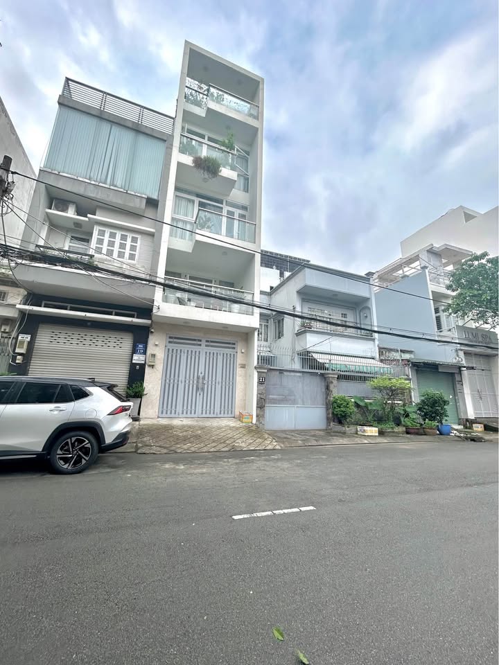 Nhà đẹp đường số 3, phường Tân Kiểng, quận 7, diện tích 85m², giá 15 tỷ - Thiết kế hiện đại, sẵn sàng vào ở!